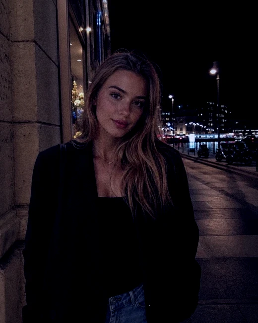 Night-out portrait with a cool Twilight color treatment